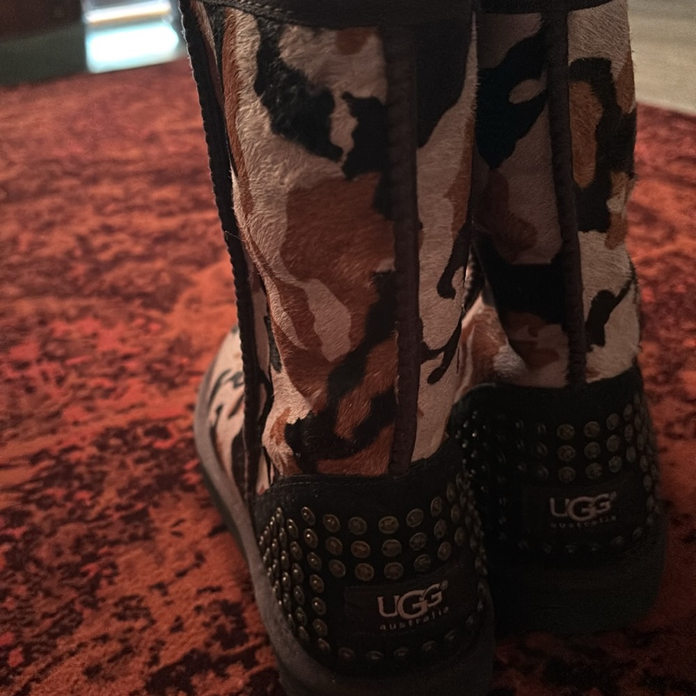 Camouflage Shearling UGG Boots - Picture 3 of 5